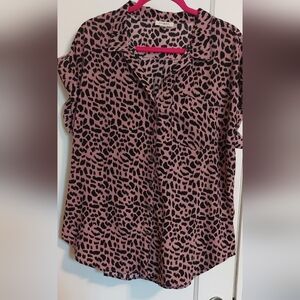 Umgee Pink and Black Leopard Print Blouse